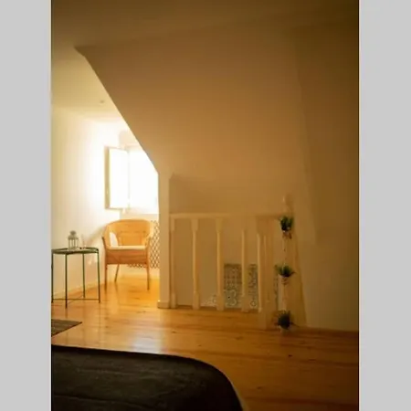 Pastel - Charming In Authentic * Lisboa